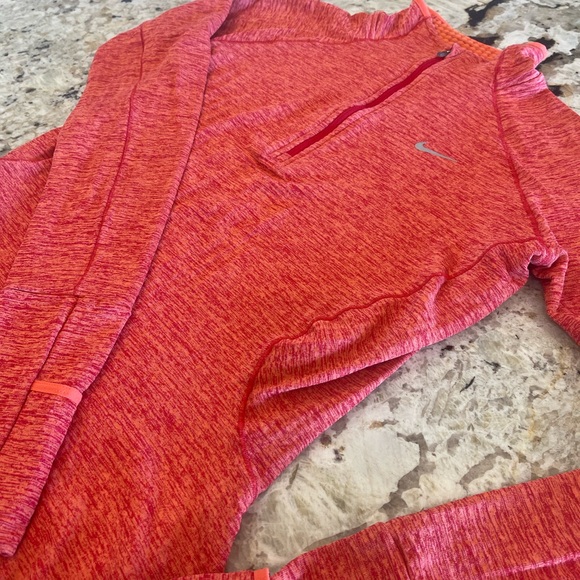 Nike Active Shirt Women's S Dri-Fit Element Sphere 1/2 Zip Long Sleeve Running - Picture 3 of 9